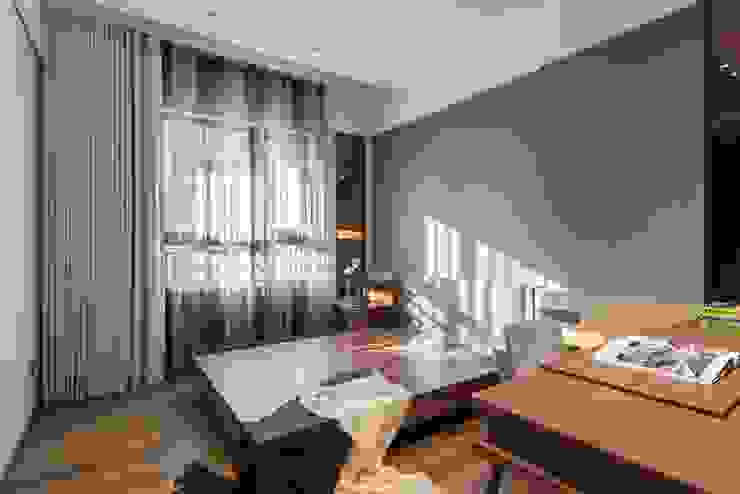 宸域空間設計有限公司 Camera da letto piccola Viola/Ciclamino
