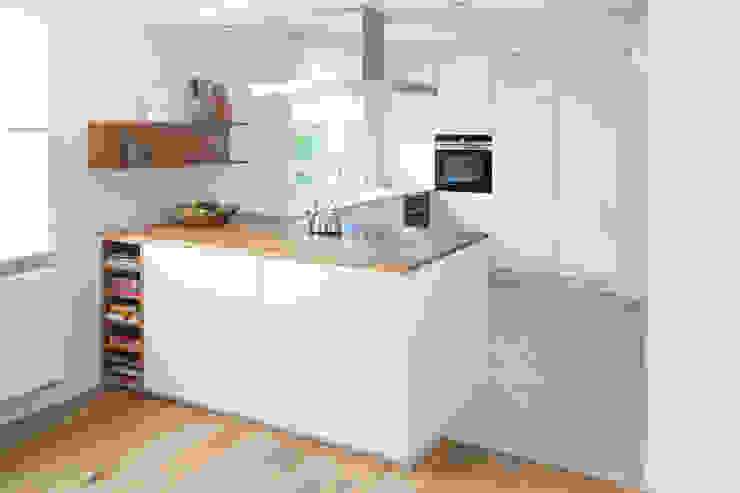 Wohnküche mit integrierter Speisekammer | homify