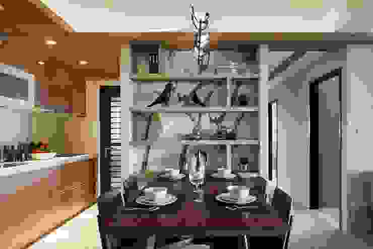 餐桌旁的置物空間 木皆空間設計 Modern dining room