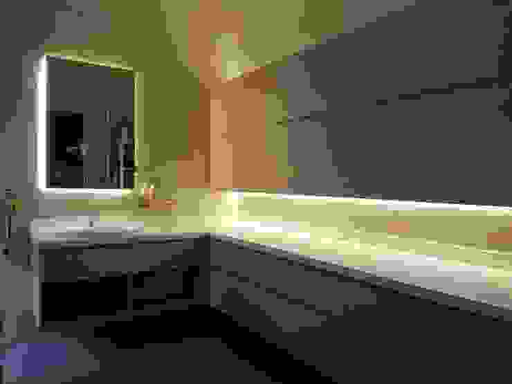 Kamar Mandi Utama Kamar Mandi Minimalis Oleh Kolletra Visual Studio Minimalis Granit