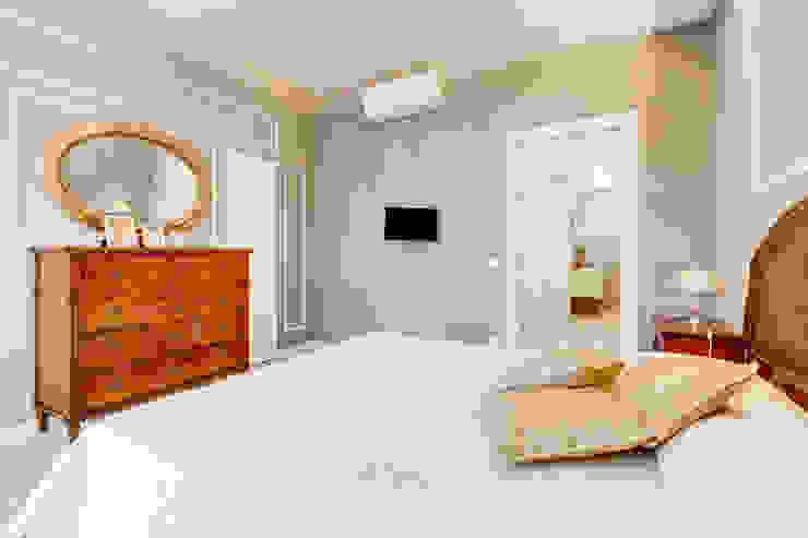 Savio Residence EF_Archidesign Camera da letto moderna