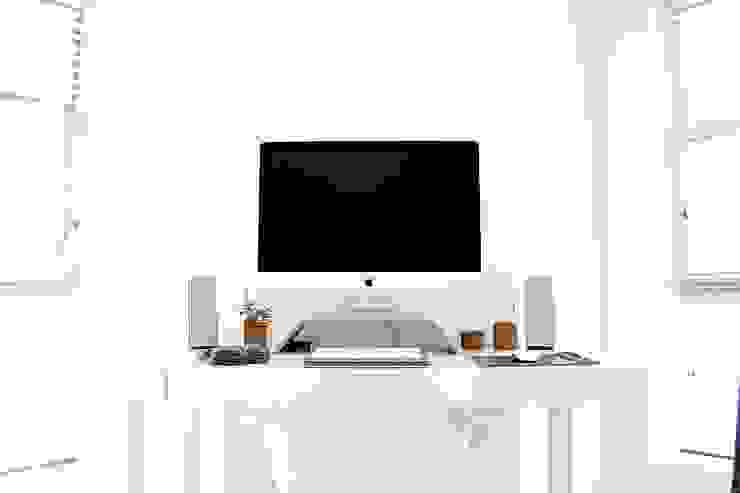 Schreibtischaufsatz Von Hoehenverstellbare Schreibtische Com Homify