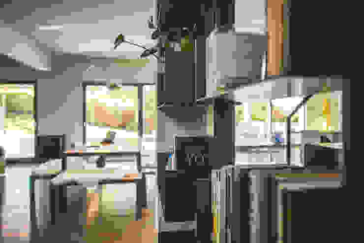 MA VIE Studio Prospettiva Soggiorno moderno