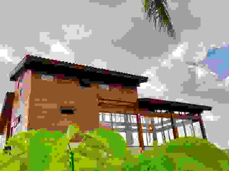 Casas y cabañas de Madera -GRUPO CONSTRUCTOR RIO DORADO (MRD-TADPYC) บ้านและที่อยู่อาศัย
