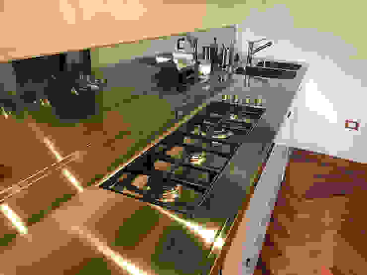 Cucine piccole e piani di lavoro, SteellArt SteellArt Moderne Küchen Eisen/Stahl