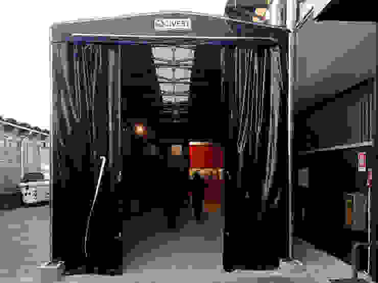 Tunnel mobile retrattile Capannoni mobili e Coperture Civert Garage/Rimessa in stile industriale Ferro / Acciaio tunnel,pvc,copertura,capannoni,tensostruttura