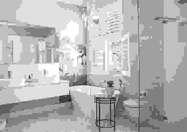 House Lilford Eclectic style bathroom by Bespoke Bathrooms Eclectic