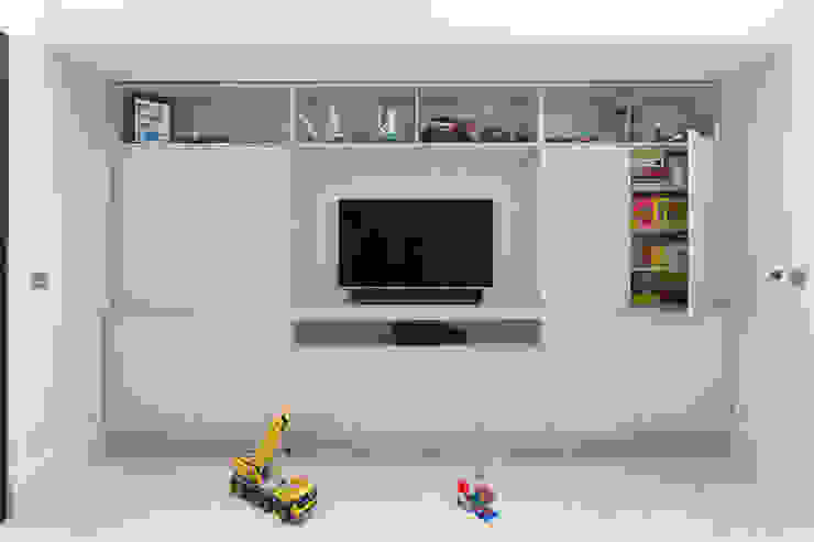Kid's Room/Media Space Shape London Elettronica