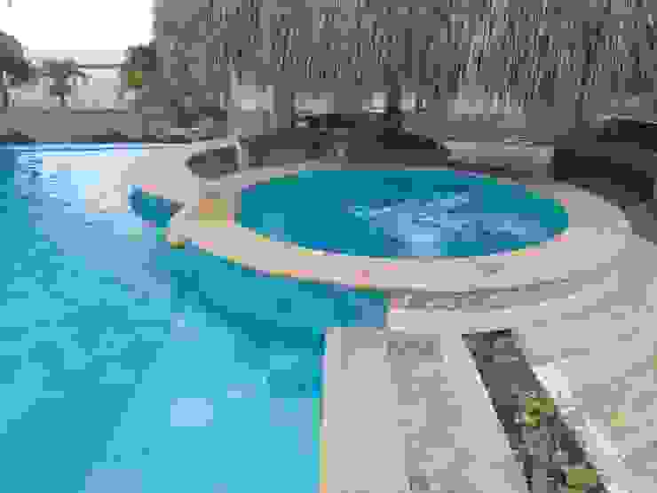 piscina borde infinito en la isla de
