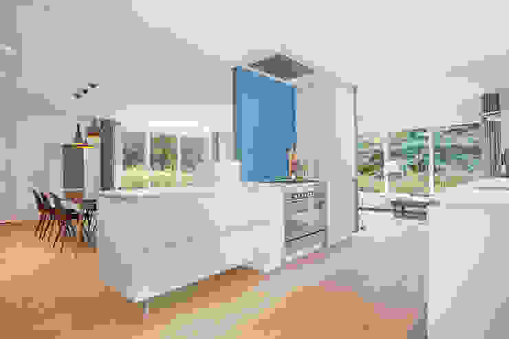 Complete maatwerk keuken StrandNL architectuur en interieur Moderne keukens