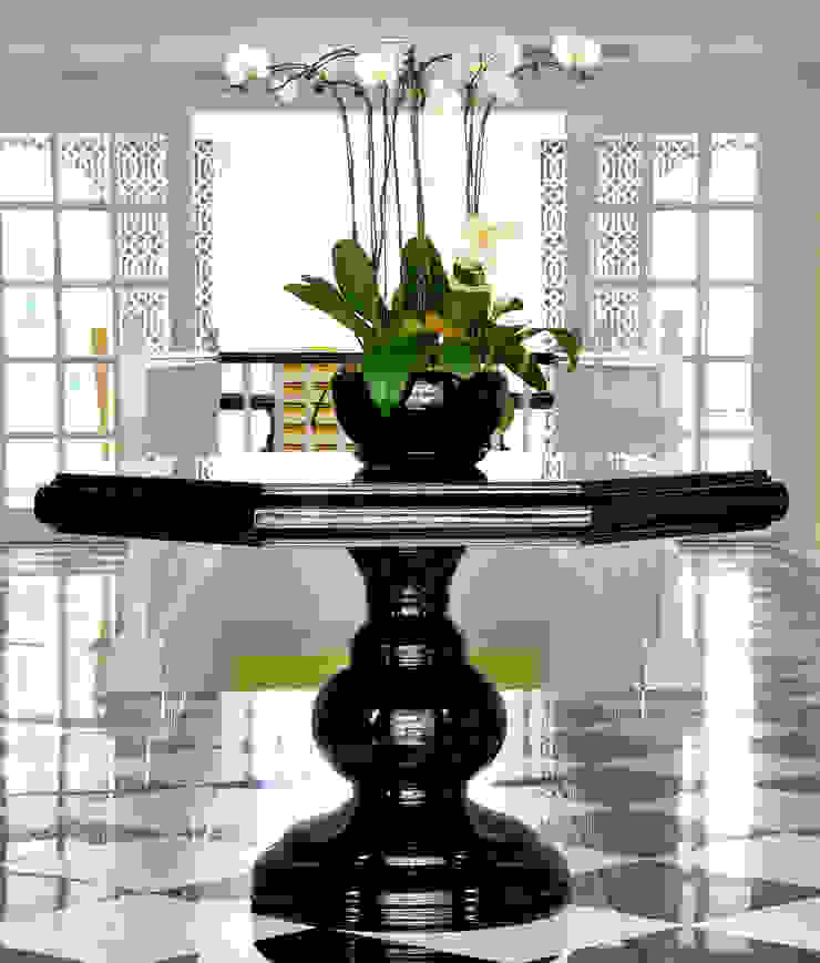Bespoke Table by Design Intervention Design Intervention Corridor, hallway & stairs Accessories & decoration