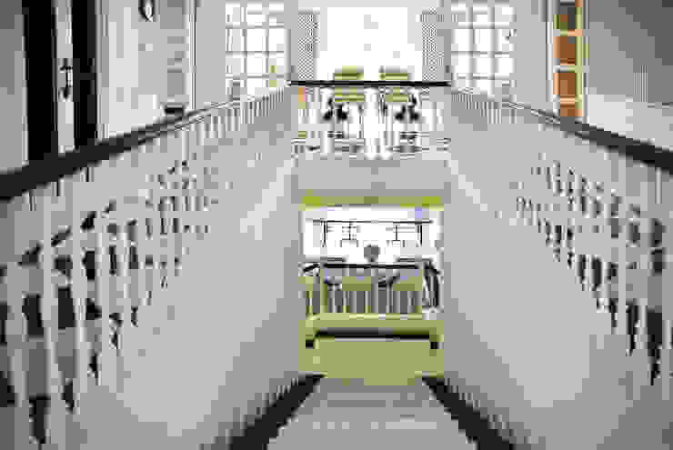 Colonial Stairway Design Intervention Stairs