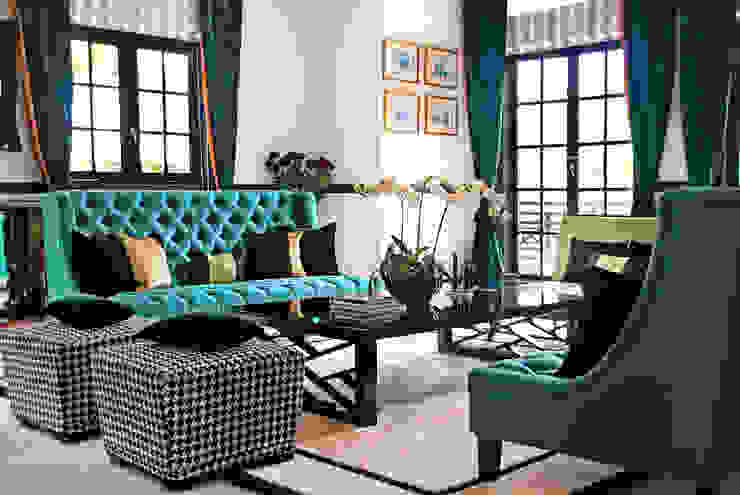 Living Room by Design Intervention Design Intervention Colonial style living room
