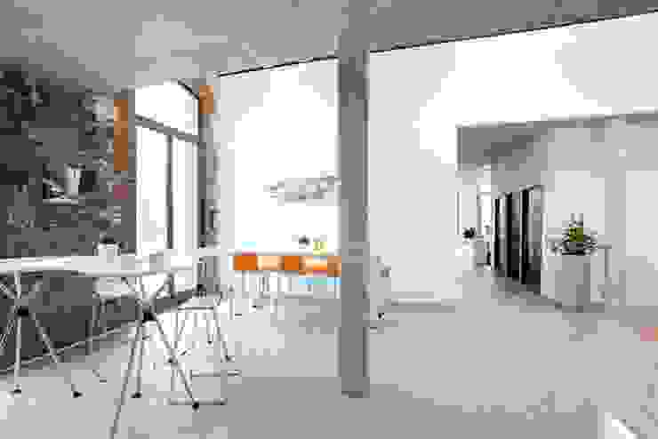 Ein Büroloft mit Flair – Arbeitsflächen für kreative Köpfe , Kaldma Interiors - Interior Design aus Karlsruhe Kaldma Interiors - Interior Design aus Karlsruhe Commercial spaces Office buildings