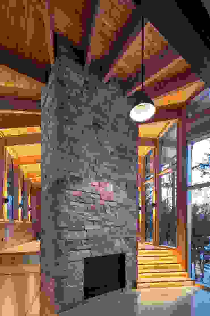 Contemporary Cottages in Ontario Trevor McIvor Architect Inc Stairs