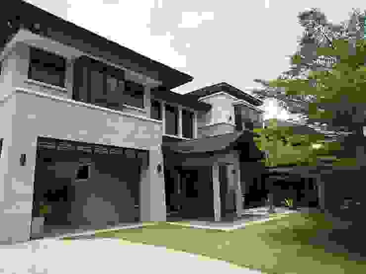 Luxury Bungalows @ Lorong Gurney Kuala Lumpur Mode Architects Sdn Bhd Tropical style gardens
