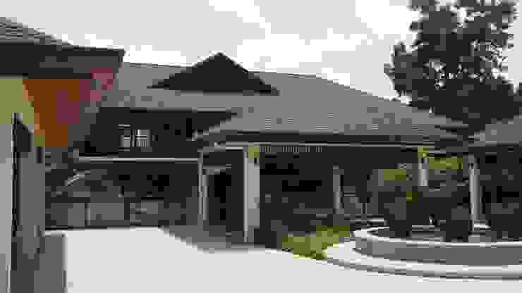 Luxury Bungalow In Sungai Penchala Kuala Lumpur Mode Architects Sdn Bhd Tropical style houses