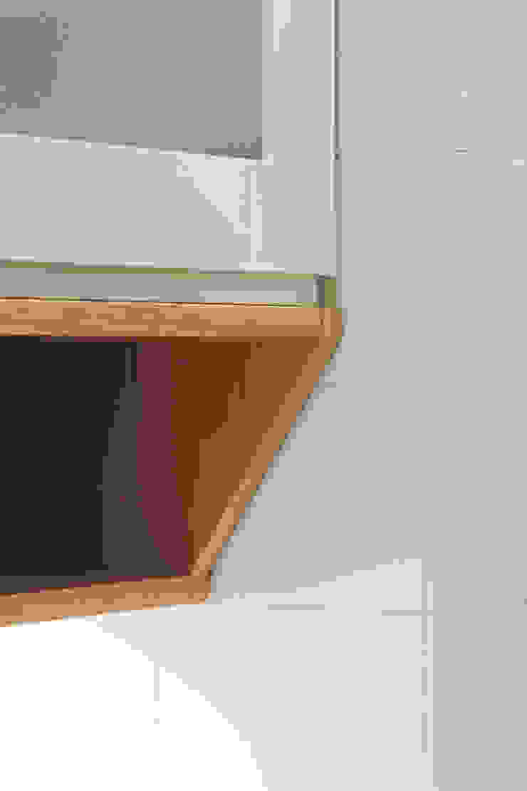 Remodelação T2 . Bairro de Alvalade, Lisboa Cozinhas ecléticas por BL Design Arquitectura e Interiores Eclético