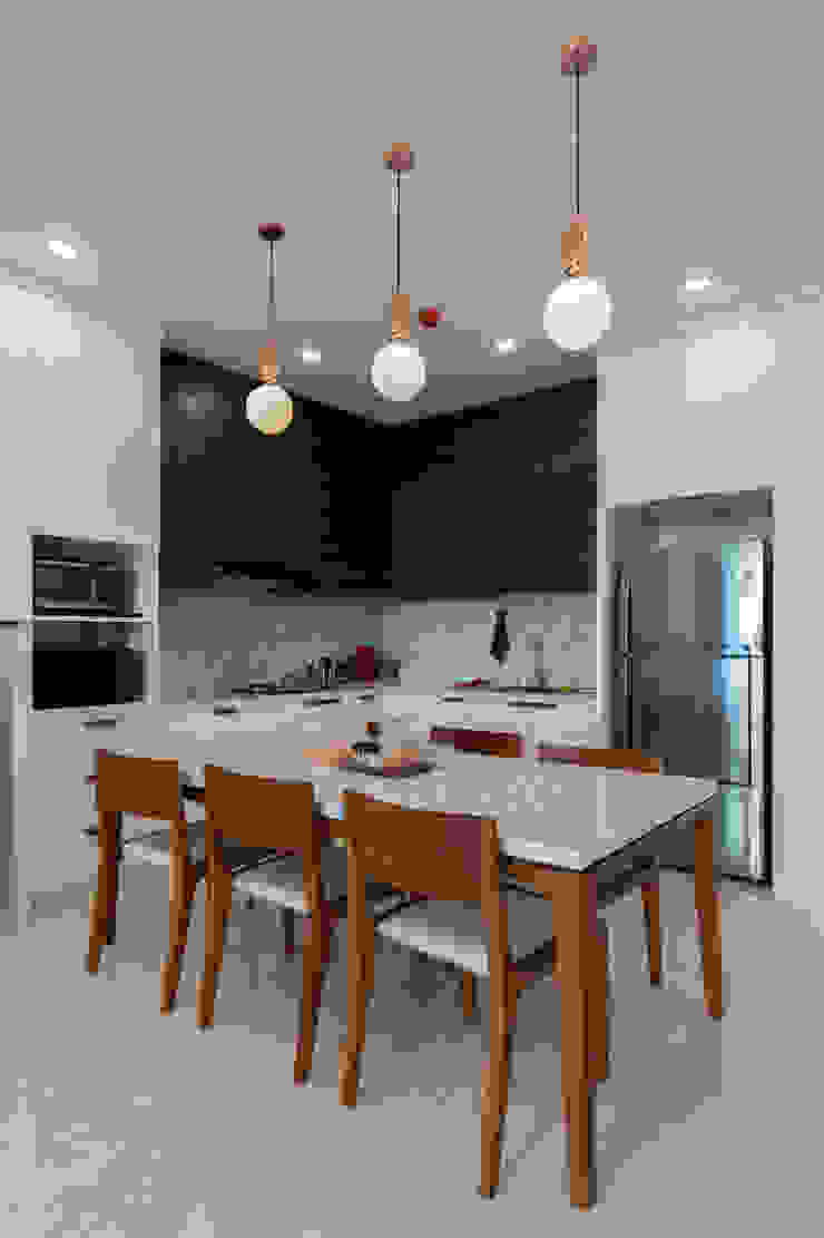 Dining Rooom TIES Design & Build Ruang Makan Minimalis