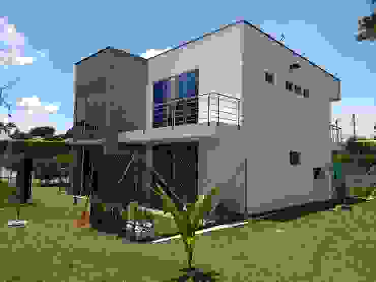 10 Casas De 2 Pisos En Terrenos Pequenos Homify