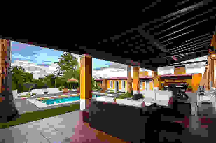 Reconstrução de moradia antiga Atelier d'Maison Varandas, marquises e terraços modernos