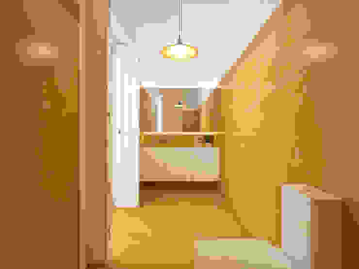 Salle de bain minimaliste par martimsousaemelo Minimaliste Béton