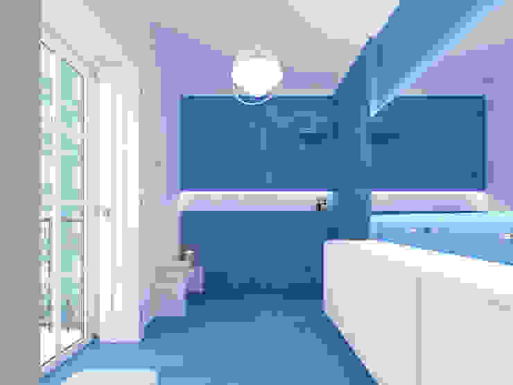 Salle de bain minimaliste par martimsousaemelo Minimaliste Béton