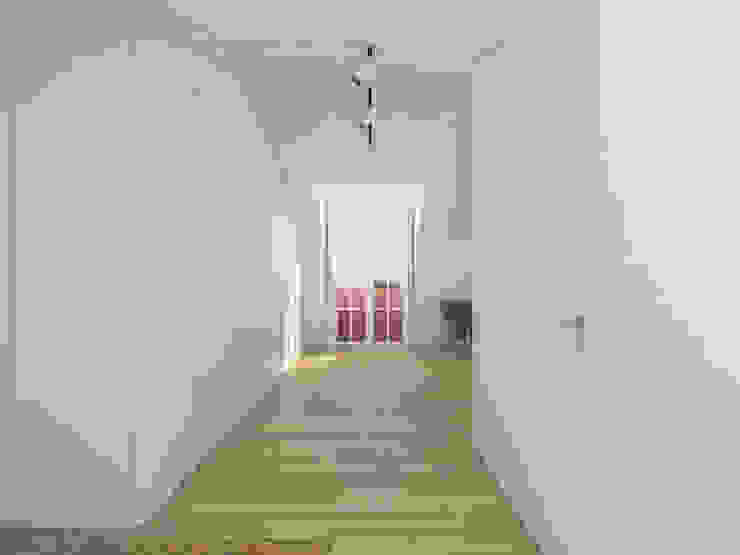 Dressing minimaliste par martimsousaemelo Minimaliste Bois Effet bois