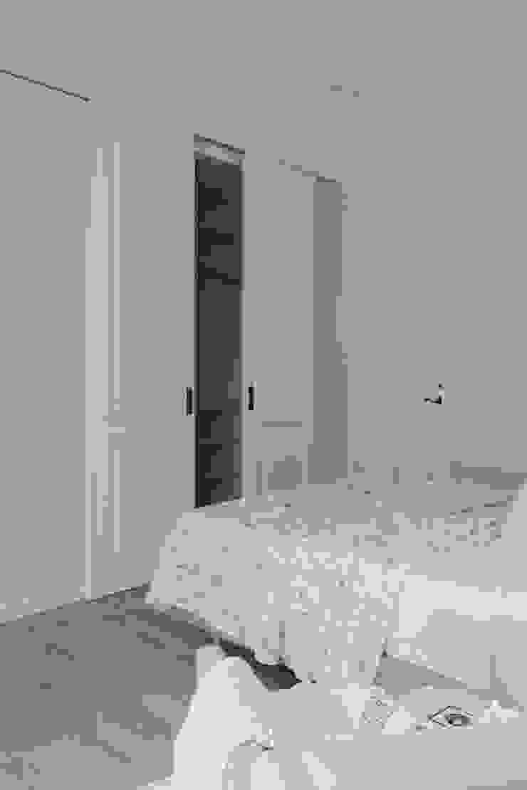 理絲室內設計有限公司 Ris Interior Design Co., Ltd. Small bedroom Фанера Синій