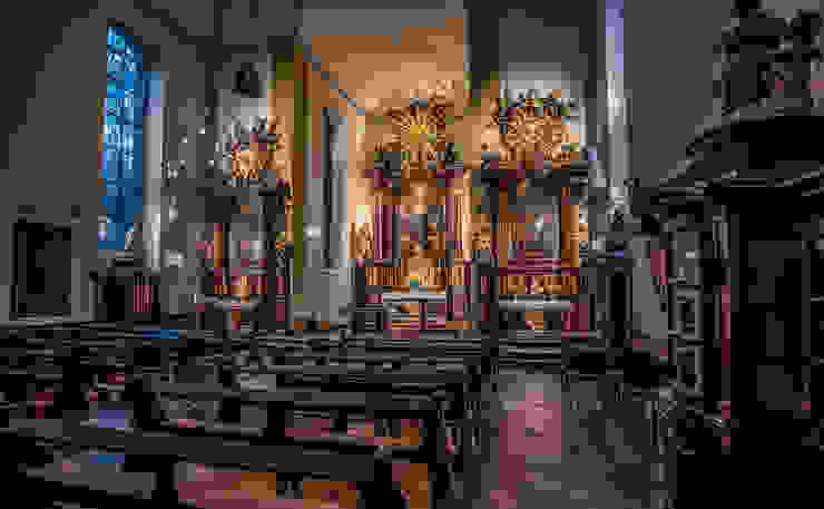 Beleuchtung der Altare Moreno Licht mit Effekt - Lichtplaner Gewerbeflächen Museen