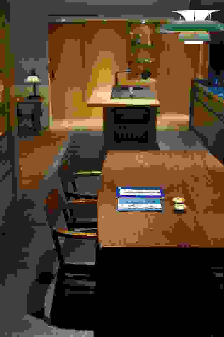 直方設計有限公司 Dining roomTables