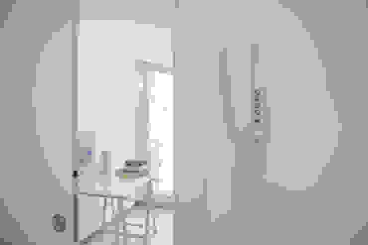 HOME STAGING Mirna Casadei Home Staging Studio moderno
