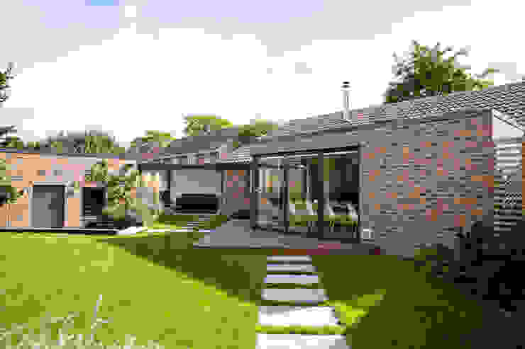 Exterior view of extension and garden dwell design บ้านและที่อยู่อาศัย