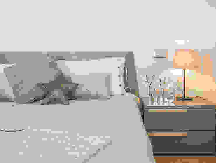 HOME STAGING Mirna Casadei Home Staging Camera da letto moderna