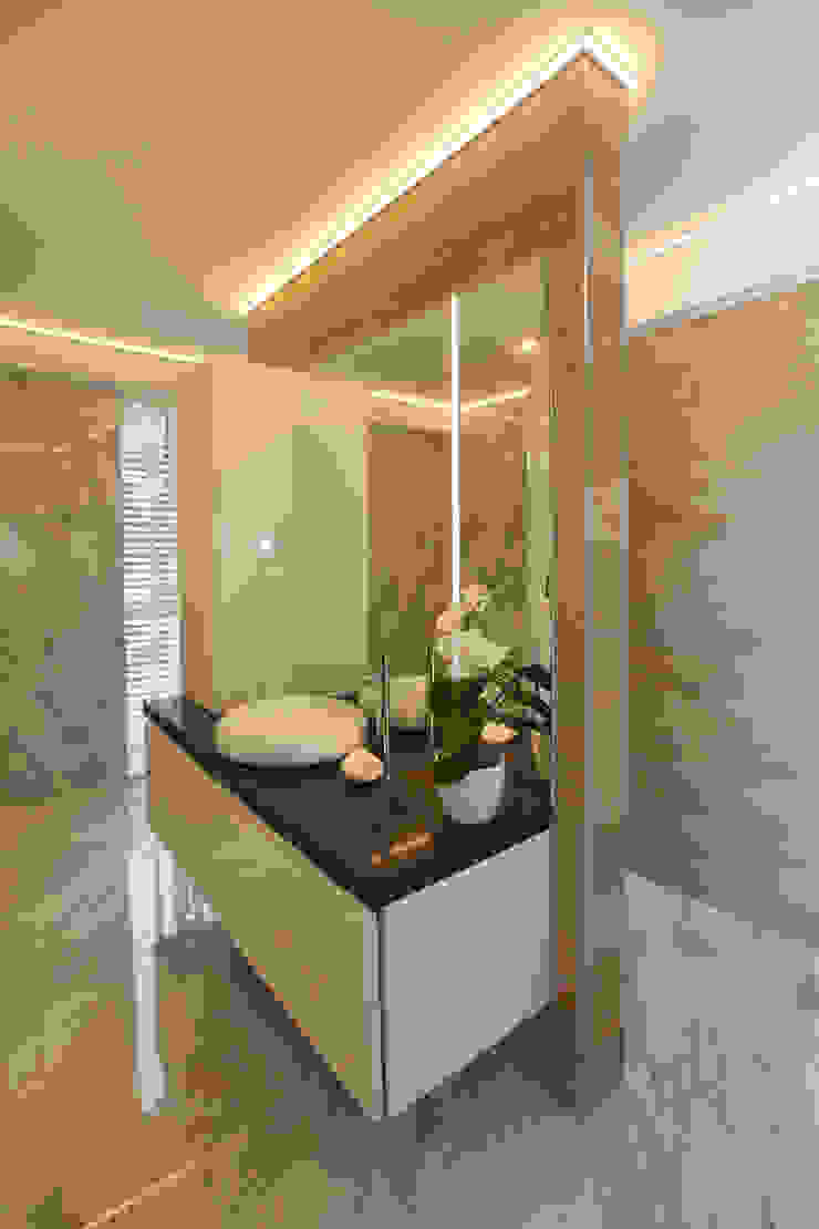 Moderne villa bij Antwerpen, Marcotte Style Marcotte Style Salle de bain moderne Céramique Marron