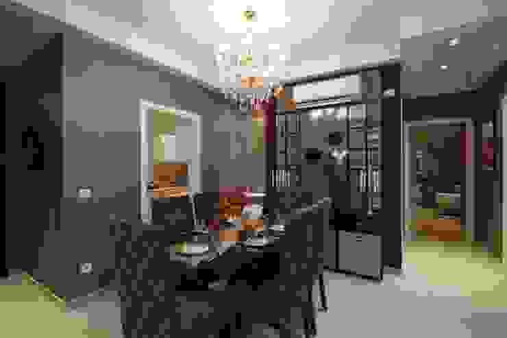 Appartment Interiors Tanish Dzignz Classic style dining room