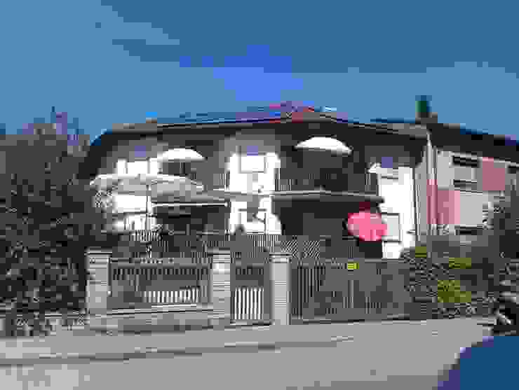 Südwestansicht vor dem Umbau archipur Architekten aus Wien Moderne Häuser alte Südwestansicht,Bestandsfassade SW