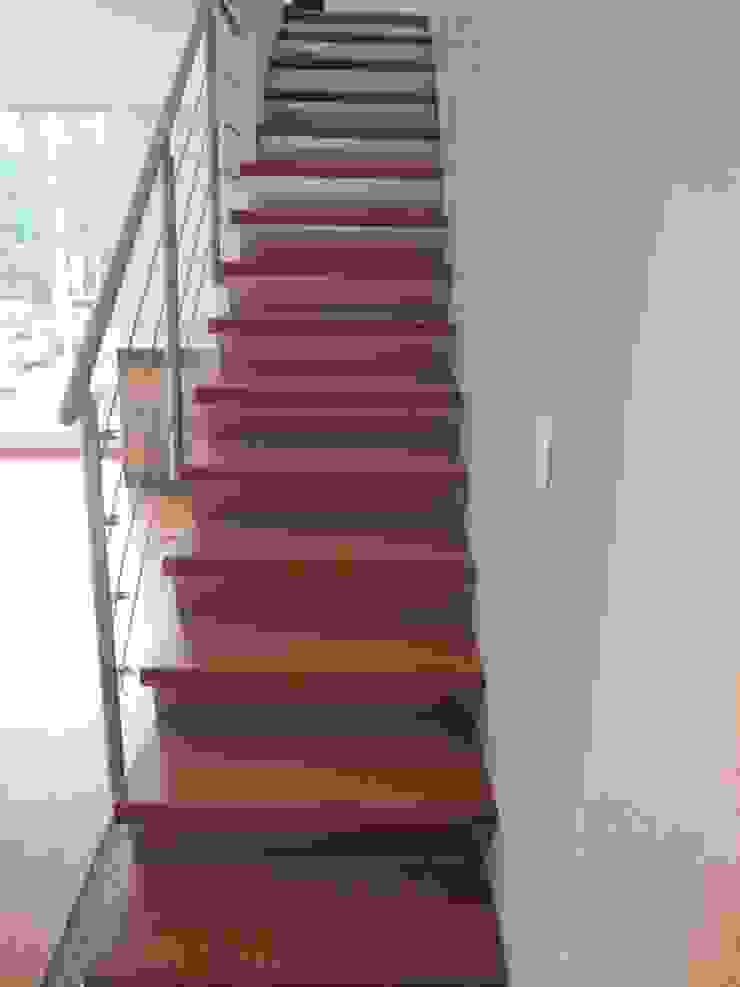 MADAN Arquitectos Stairs Iron/Steel Metallic/Silver