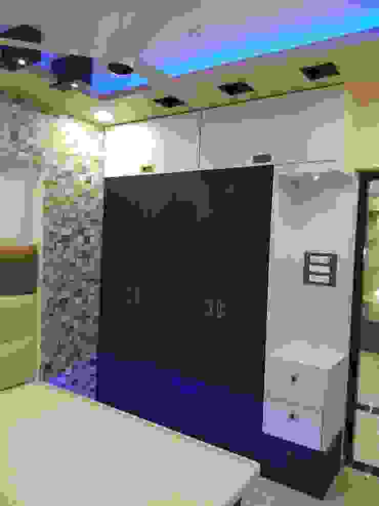 Small bedroom wardrobe design VR Interior Designerss Small bedroom Plywood Multicolored