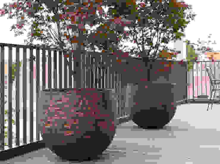 Terrassengestaltung mit Pflanzgefäßen von Atelier Vierkant | homify