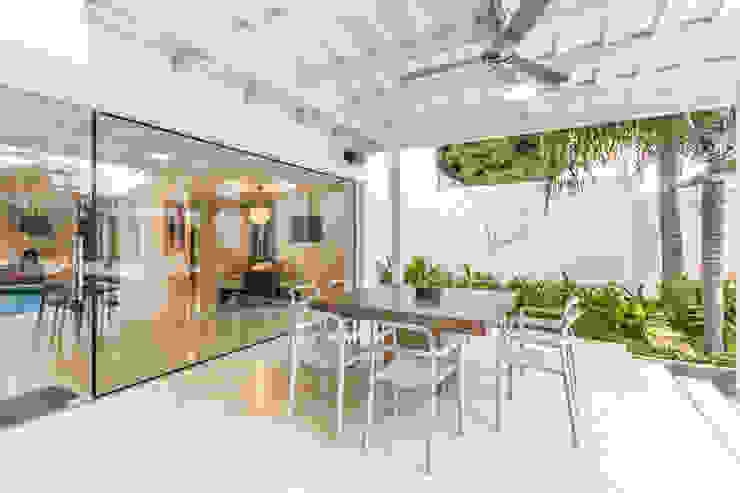 TERRAZA Design Group Latinamerica Balcones y terrazas de estilo moderno