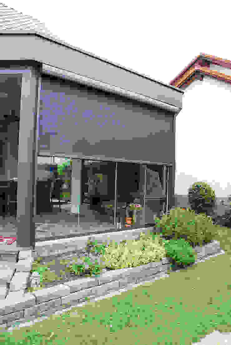 Holz-Aluminium Wintergarten mit Schiebetüren von Wintergarten