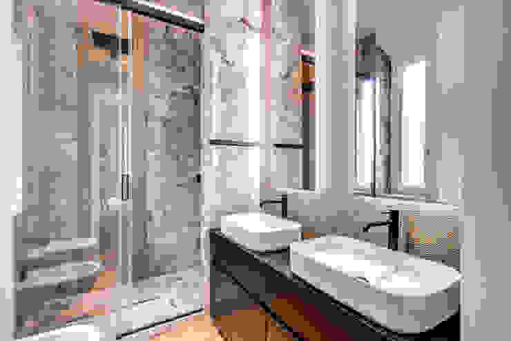 PARIOLI MOB ARCHITECTS Bagno moderno