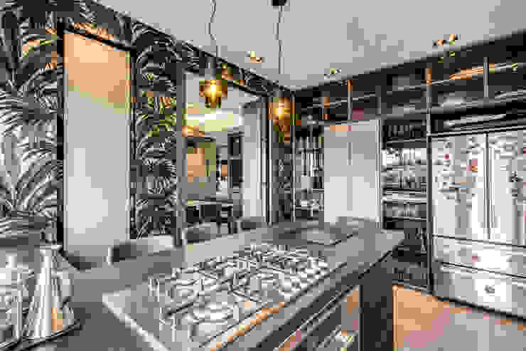 CORTINA D'AMPEZZO MOB ARCHITECTS Cucina moderna