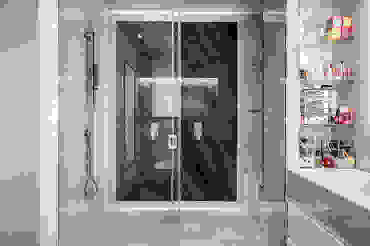 CORTINA D'AMPEZZO MOB ARCHITECTS Bagno moderno