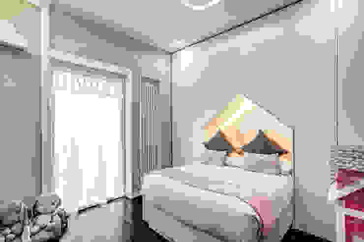 CORTINA D'AMPEZZO MOB ARCHITECTS Camera da letto moderna