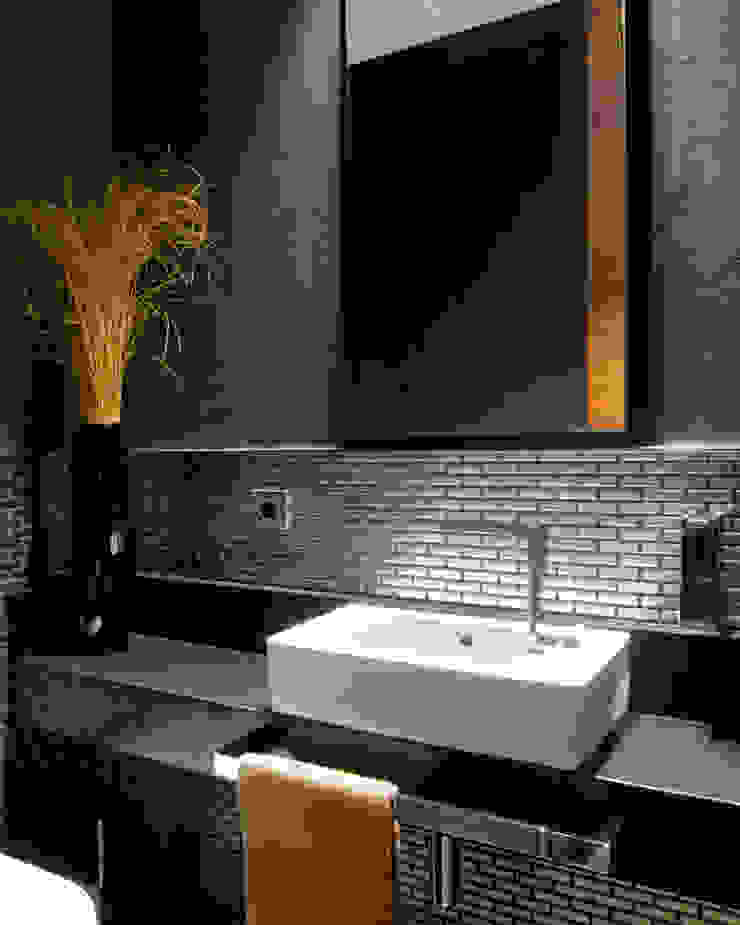 MANUEL TORRES DESIGN Eclectic style bathroom