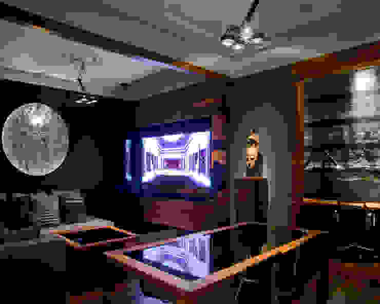 MANUEL TORRES DESIGN Multimedia roomFurniture