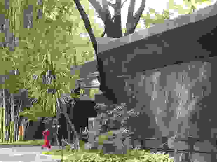 Osho Ashram Homify Desert ashram with the open desert surrounding this place in israel, the daily meditations and the many possibilities to work in the gardens and in osho arun meditation centre located in canada. homify