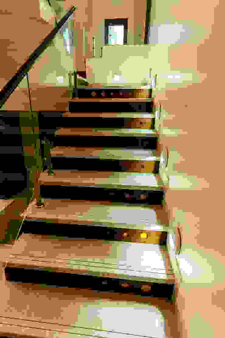 Courtyard house-Chennai Offcentered Architects Stairs